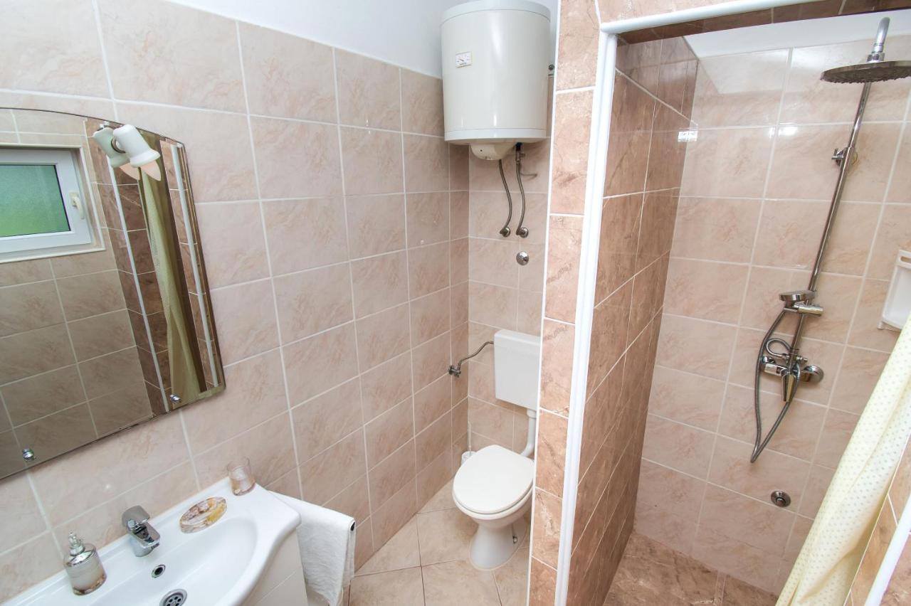 Apartment Ivan Vrsi Exterior photo
